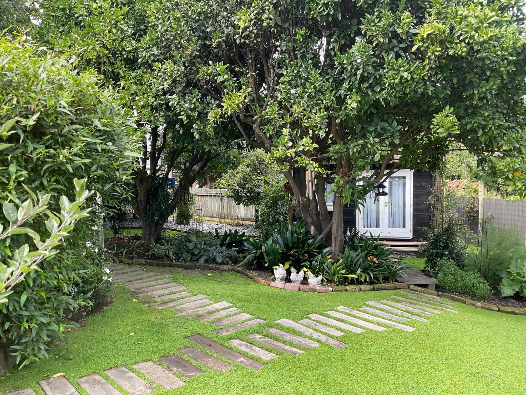 Orange Tree Cottage - Garden Hideaway Whanganui Ngoại thất bức ảnh